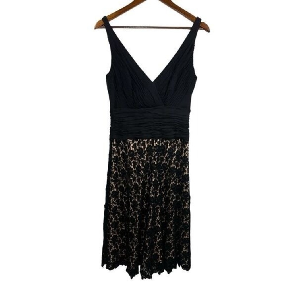Tadashi Shoji Crochet Lace Overlay Cocktail Dress Size 8 Pleated Fit Flare Silk